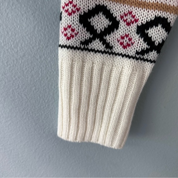 Hoodie Size Medium Winter/Christmas/ Reindeer - Picture 7 of 9